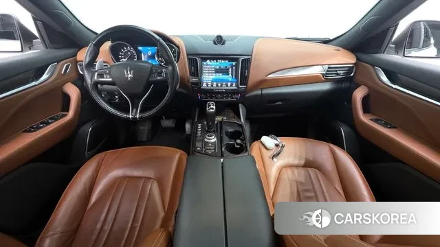 Maserati Levante id 3713166 из Кореи 17