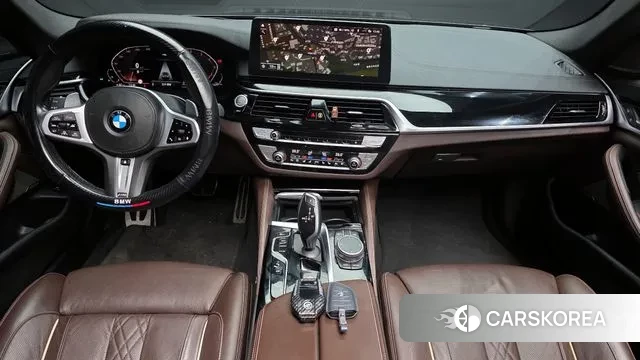 BMW 5 Series (G30) id 3592196 из Кореи 17