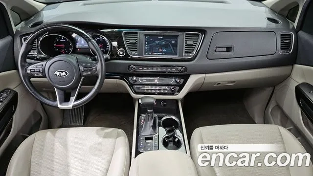 Kia The New Carnival id 2896282 из Кореи 17