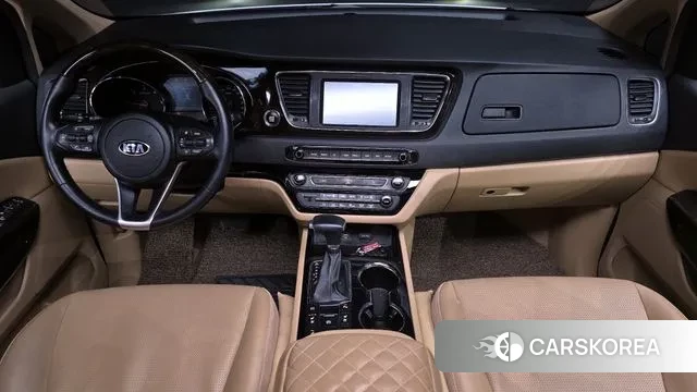 Kia The New Carnival id 3631231 из Кореи 17