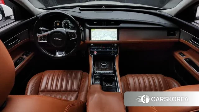 Jaguar XF (X260) id 3608015 из Кореи 17