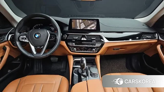 BMW 5 Series (G30) id 3187817 из Кореи 17