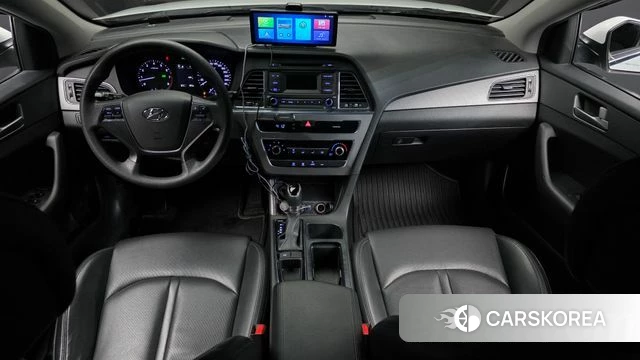 Hyundai LF Sonata id 4339814 из Кореи 17