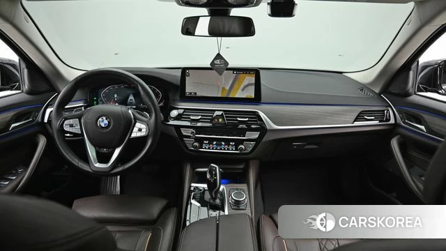 BMW 5 Series (G30) id 4613764 из Кореи 17