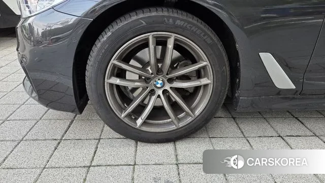 BMW 5 Series (G30) id 3060234 из Кореи 12