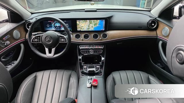 Mercedes-Benz E-Class W213 id 4551632 из Кореи 28