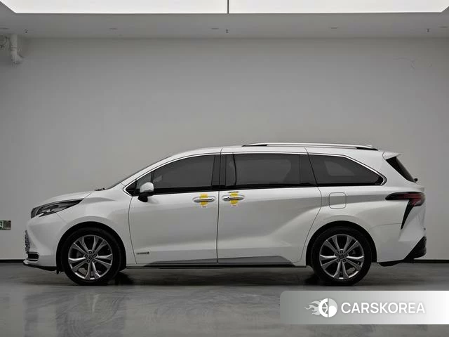 Toyota Saina id 4278225 из Китая 17