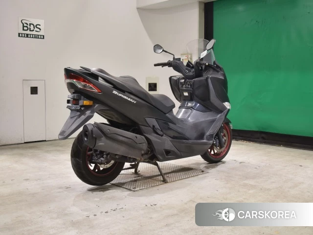 Проданный Suzuki BURGMAN 400 2019 из Японии, фото 5
