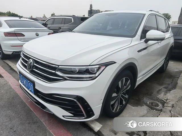 Volkswagen Tiguan L id 4335032 из Китая 7