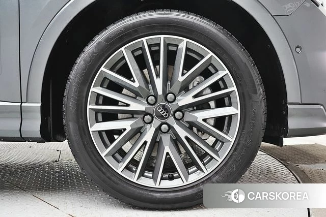 Audi Q3 (F3) id 4927882 из Кореи 17
