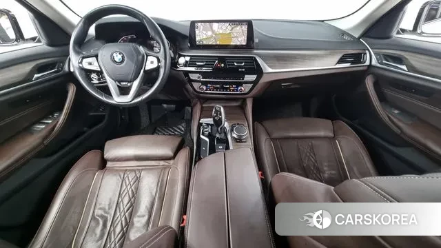 BMW 5 Series (G30) id 3128903 из Кореи 17