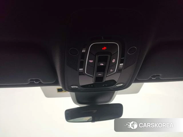 Audi A6L id 4290442 из Китая 24