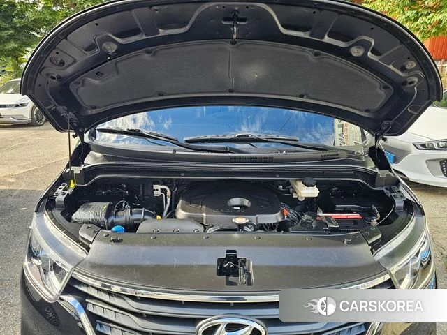 Hyundai The New Grand Starex id 4698367 из Кореи 17
