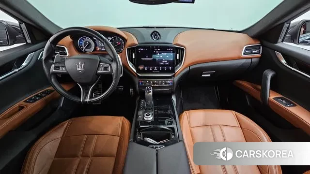 Maserati Ghibli id 3406139 из Кореи 17