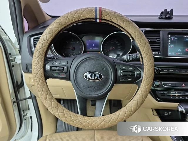 Kia All New Carnival id 4900874 из Кореи 17