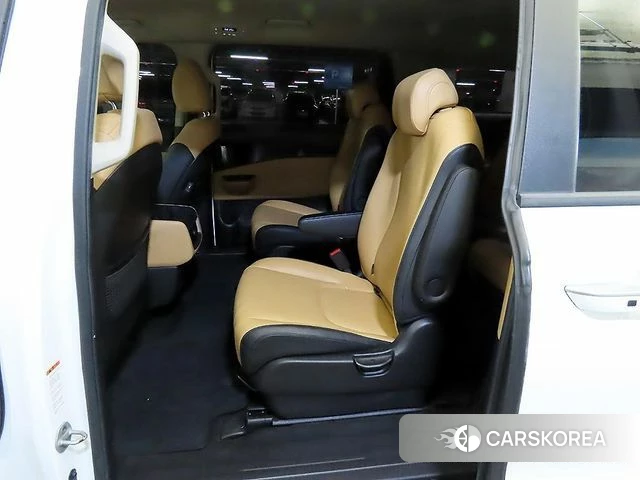 Kia Carnival 4th generation id 4309988 из Кореи 17