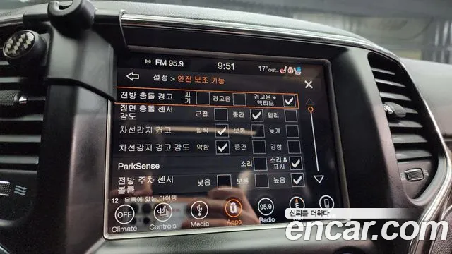 Jeep Grand Cherokee id 2766093 из Кореи 17