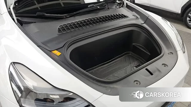 Tesla Model Y id 3482355 из Кореи 17