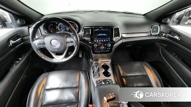 Jeep Grand Cherokee id 3905440 из Кореи 17