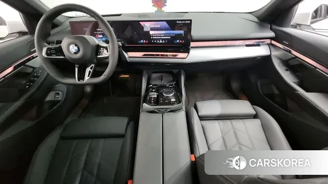 BMW 5 Series (G60) id 3399803 из Кореи 17