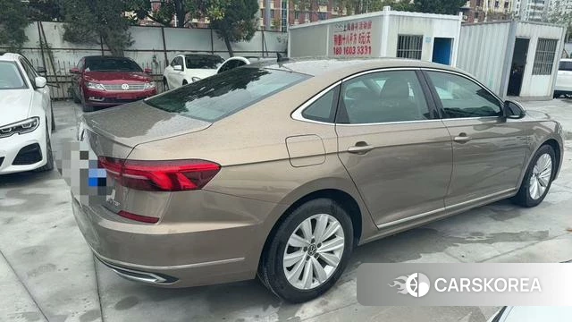 Volkswagen Passat id 3926985 из Китая 8