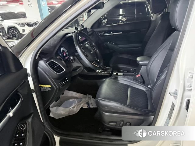Kia Seltos id 4654761 из Кореи 17