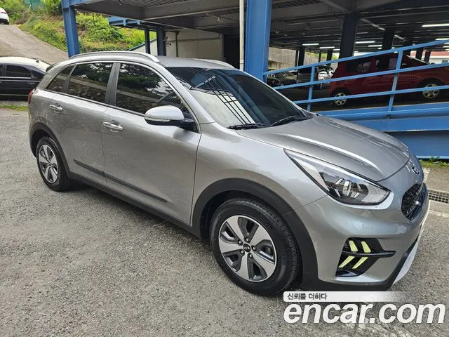 Kia The New Niro id 2825534 из Кореи 17