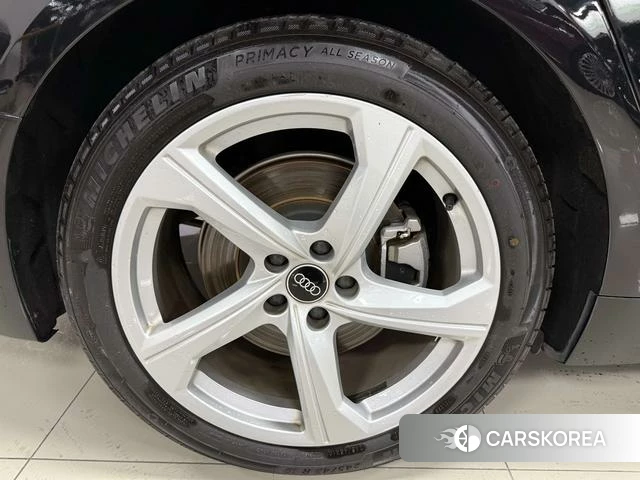 Audi A6L id 4279246 из Китая 29