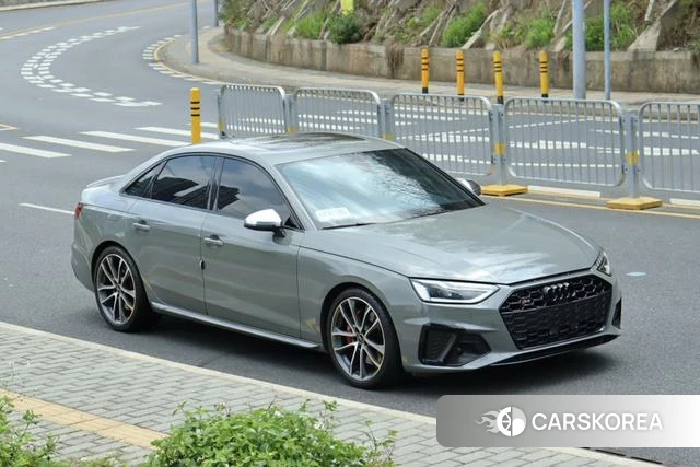 Audi S4 id 4277398 из Китая 12