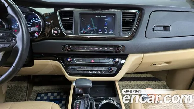 Kia The New Carnival id 2694044 из Кореи 17