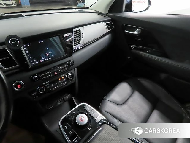 Kia Niro EV id 3808154 из Кореи 17