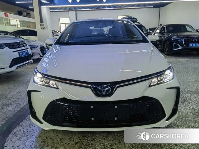Toyota Corolla id 4263381 из Китая 8