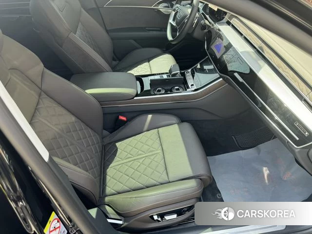 Audi A8 id 4236567 из Китая 7