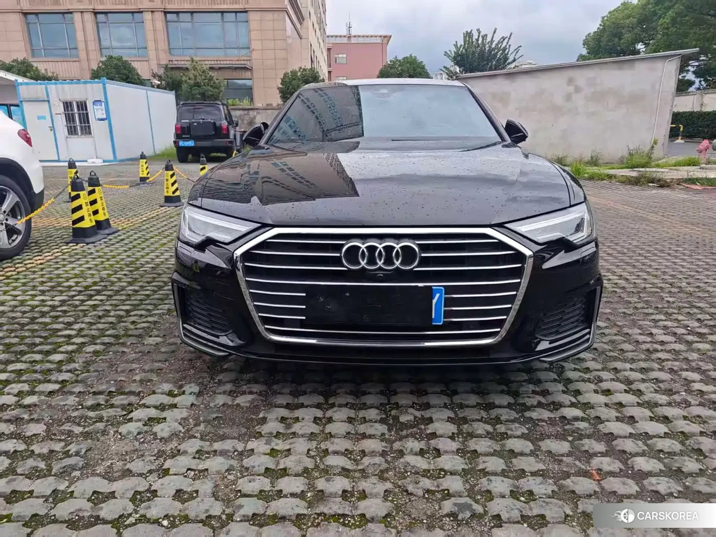 Audi A6L id 4628166 из Китая 12