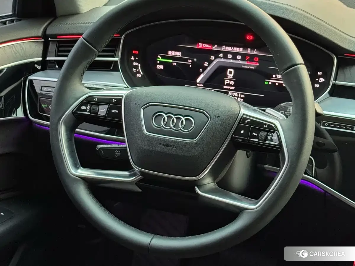 Audi A8 id 4686262 из Китая 16