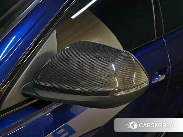 Audi RSQ8 (4M) id 4683414 из Кореи 17
