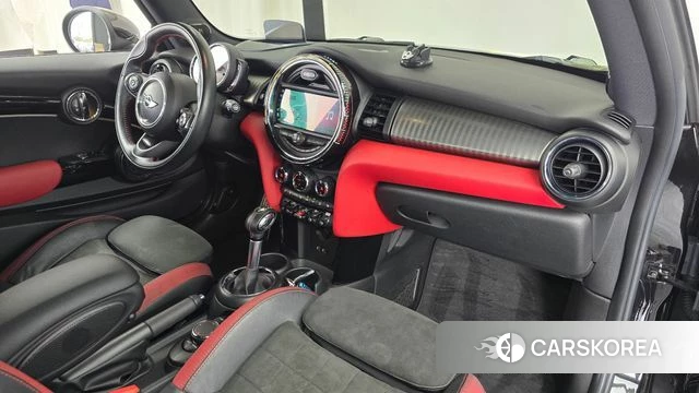 Mini Cooper S id 3925007 из Кореи 17