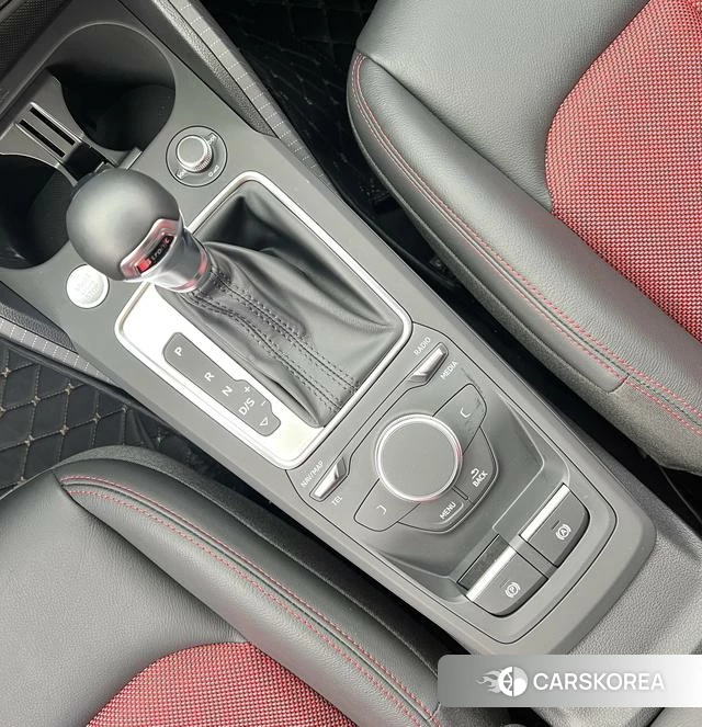 Audi Q2L id 4227897 из Китая 14