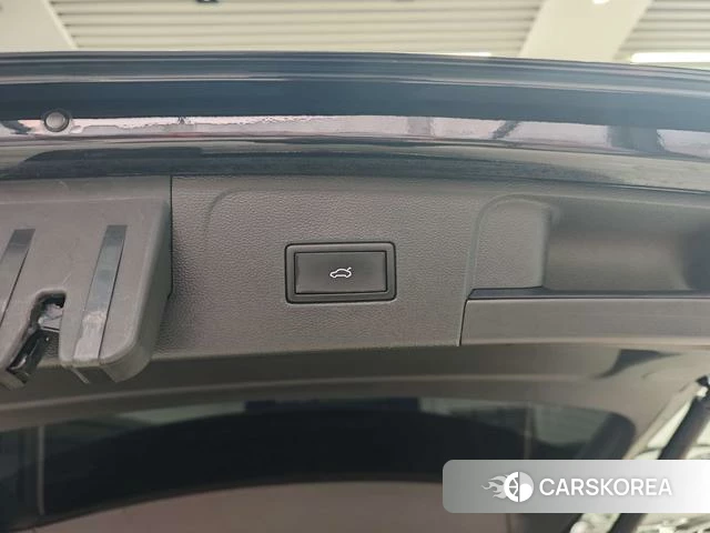 Volkswagen Tourang id 4258668 из Китая 21