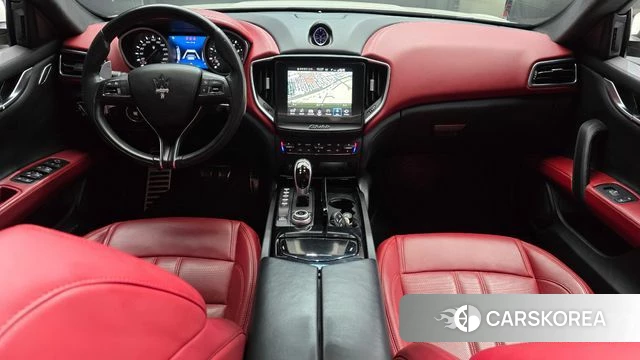 Maserati Ghibli id 3829261 из Кореи 17