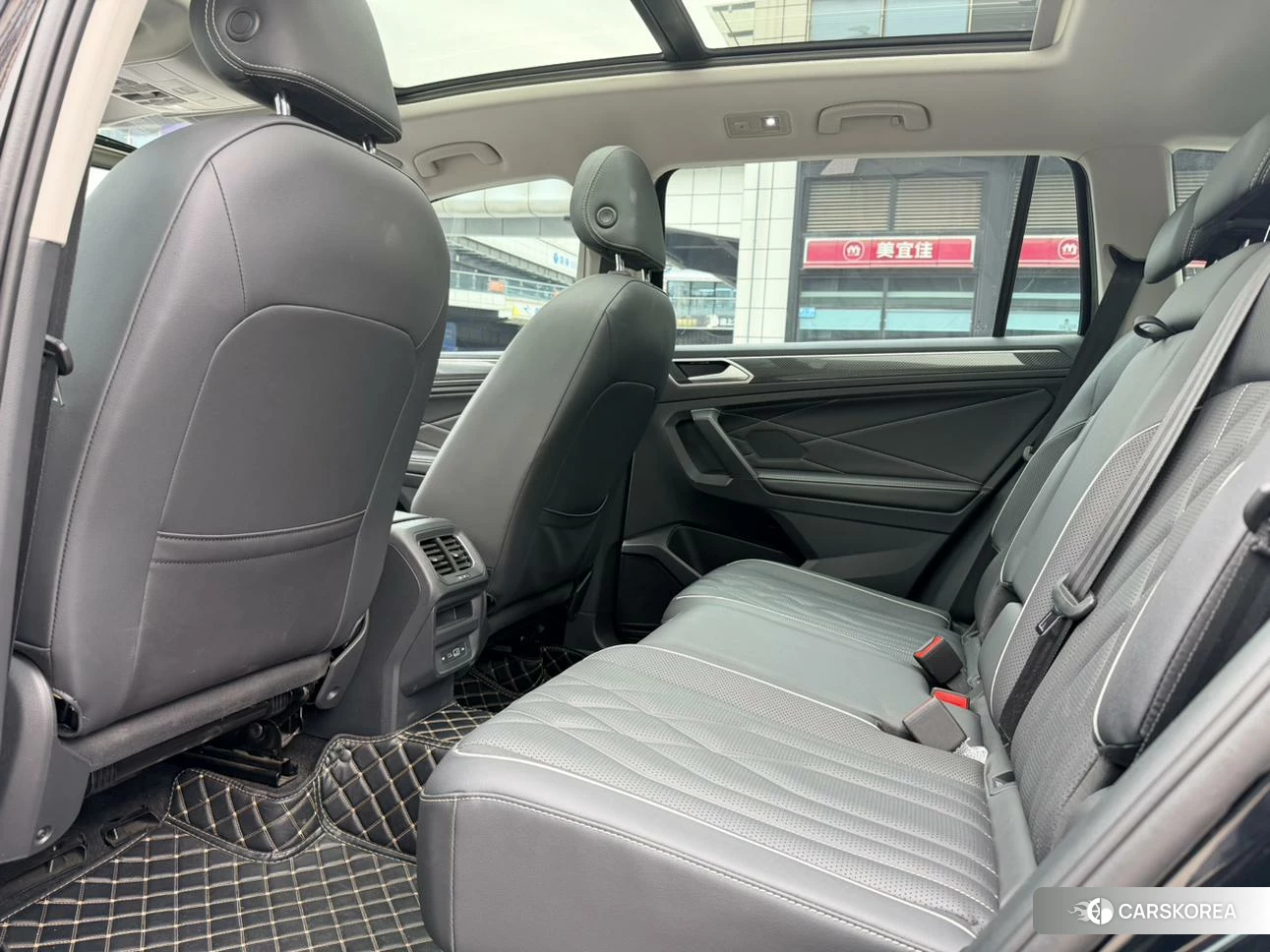 Volkswagen Tiguan L id 4452273 из Китая 9