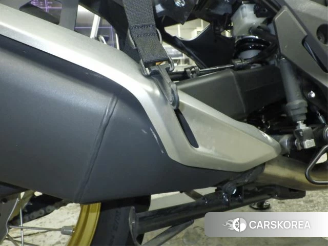 Honda TRANSALP XL750 id 3949652 из Японии 21