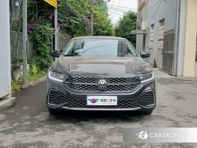 Volkswagen Passat id 4336136 из Китая 8