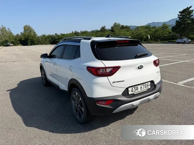 Kia Stonic id 4339661 из Кореи 17