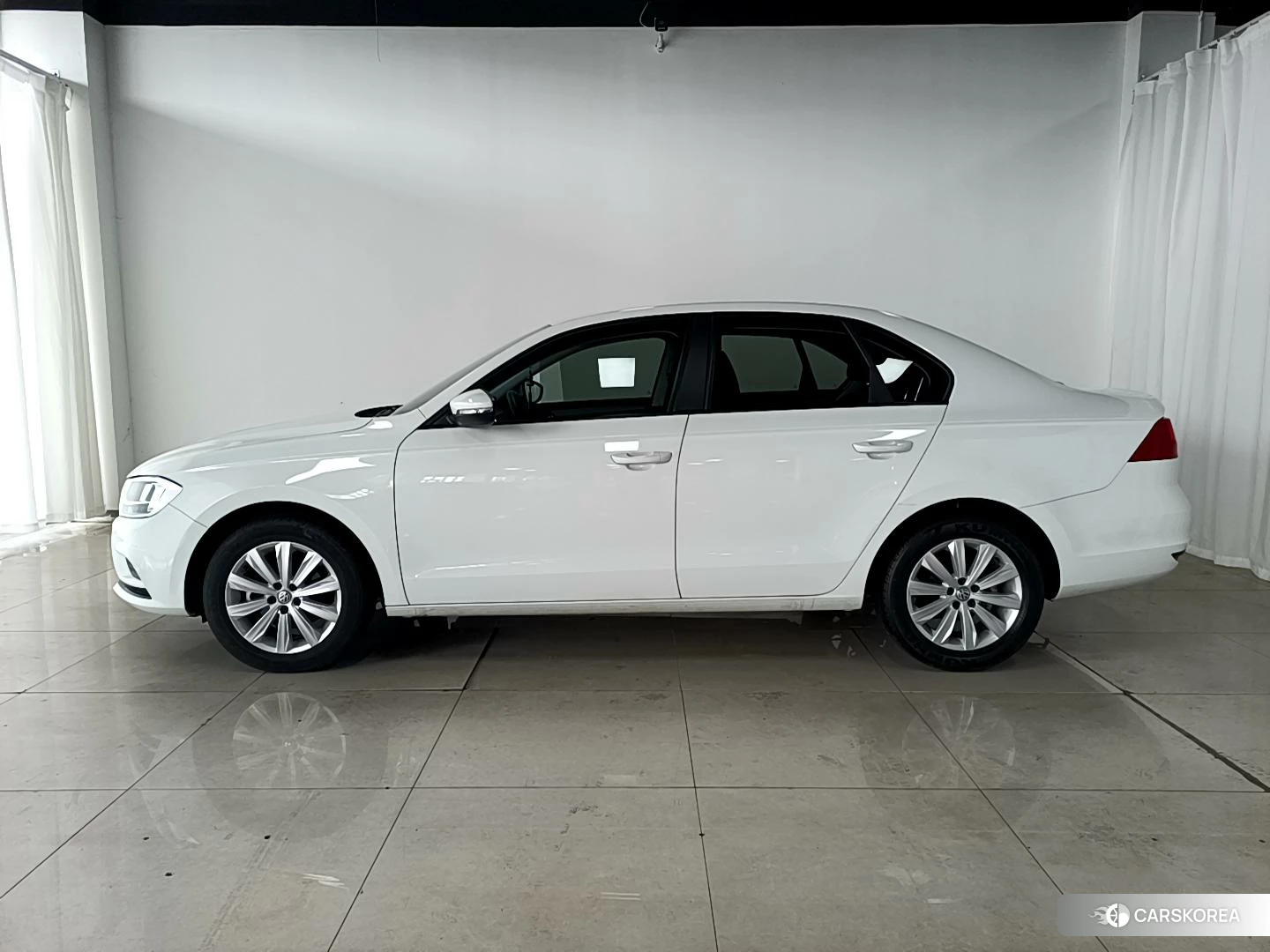 Volkswagen Bora id 4461263 из Китая 17