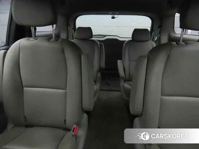 Kia The New Carnival id 3444549 из Кореи 17