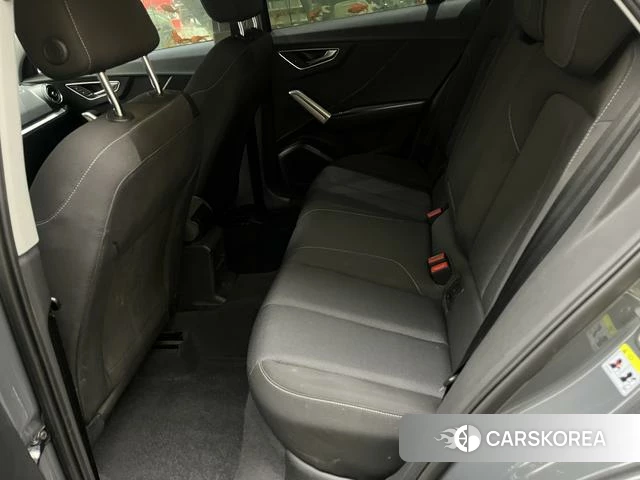 Audi Q2L id 4213225 из Китая 7