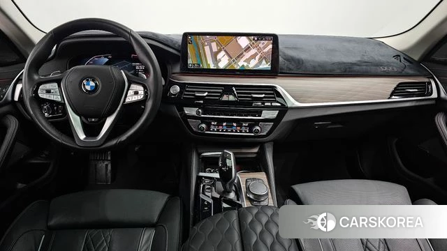 BMW 5 Series (G30) id 4494298 из Кореи 29