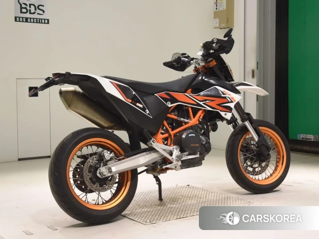 KTM 690 SMC R 2017 из Японии, фото 2