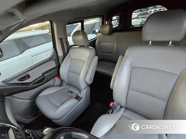 Hyundai The New Grand Starex id 4304255 из Кореи 17